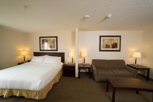 Galería fotográfica de Holiday Inn Express & Suites Whitecourt, an IHG Hotel en Whitecourt