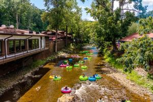 Φωτογραφία από το άλμπουμ του Sweet Home Away σε Sautee Nacoochee