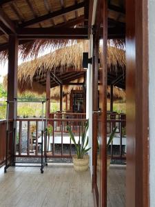 Balkón nebo terasa v ubytování Alona Vikings Lodge 2
