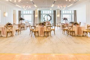 Restaurace v ubytování InterContinental The Clement Monterey by IHG