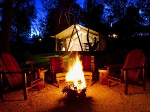 Gallery image of Wingtons Glamping in Clarence Point