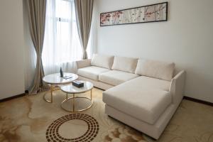 Khu vực ghế ngồi tại Hotel Sanchaung