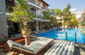 Bazén v ubytování Bonsai Villa Hoi An nebo v jeho okolí