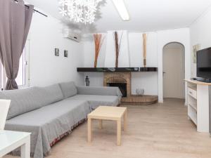 Villa 2 hab cerca piscina toboganes. wifi gratis, Denia ...