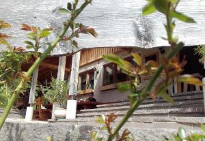 Edifici on està situat l'hostal o pensió