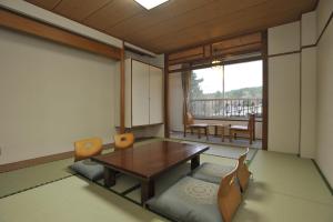 Photo de la galerie de l'établissement HESTA Hakone - GUEST HOUSE -, à Hakone