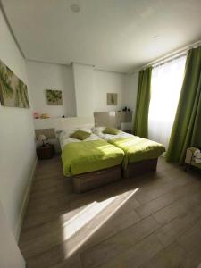 Postel nebo postele na pokoji v ubytování New apartment near the beach in Playa Paraiso