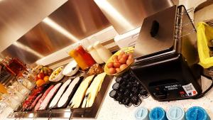 Una cocina o cocineta en ibis Styles Liege Guillemins