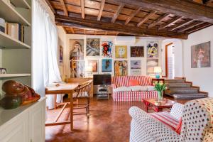 Posedenie v ubytovaní Rome as you feel - Luxury Cappellari Apartment