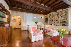 Gallery image of Rome as you feel - Luxury Cappellari Apartment in Rome