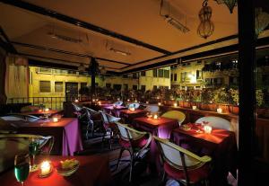 A restaurant or other place to eat at Ca' Marinella