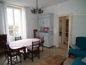 A kitchen or kitchenette at Gite de Chassigny