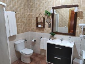 Kúpeľňa v ubytovaní Casa Rural IRIS