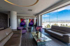 O zonă de relaxare la Hotel Glow Point - Mulza