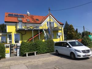 Budova, v ktorej sa apartmán nachádza