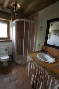 Ванная комната в La Fuente del Poval