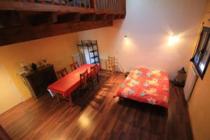 Postel nebo postele na pokoji v ubytování Hôtel Ilargi