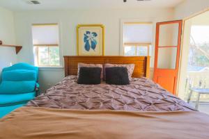 Voodi või voodid majutusasutuse Sweet Spacious Suite toas