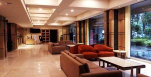 De lobby of receptie bij Peerless Hotel Durgapur