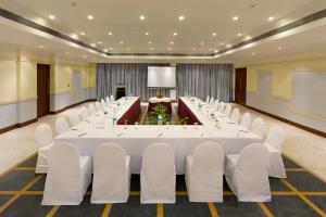 Konferenční prostory v ubytování Peerless Hotel Durgapur + 37 fotografií