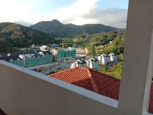 Nespecifikovaný výhled na hory nebo výhled na hory při pohledu z apartmánu