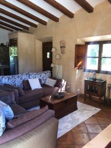 A seating area at Ses llimoneres