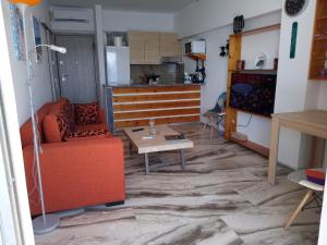 Kuchyň nebo kuchyňský kout v ubytování Atlas Apartment with Private Beach and SeaView