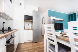 Kuchnia lub aneks kuchenny w obiekcie City of the Kings - Wolf Apartment