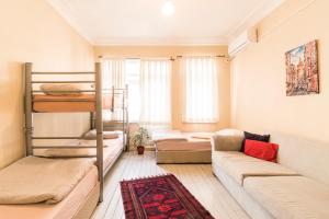 Postel nebo postele na pokoji v ubytování Levanten Hostel