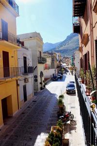 Fotografie z fotogalerie ubytování Dimora Puccini v destinaci Castellammare del Golfo + 18 fotografií