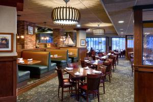 Restaurace v ubytování Lake Okoboji Resort and Conference Center