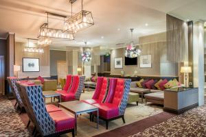Posezení v ubytování Crowne Plaza Chester by IHG