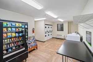 a soda shop with a large soda vending machine at Extended Stay America Suites - Washington, DC - Centreville - Manassas in Centreville