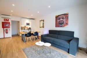 Airhostel Barcelona Airport 24h的休息区