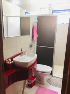 Kúpeľňa v ubytovaní Apto 201, Chapecó SC