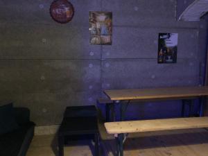 Fotografia z galérie ubytovania Whole Basement former Pub2 for stag do, men's cave v Budapešti