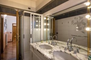Kylpyhuone majoituspaikassa Il Giglio d'Oro