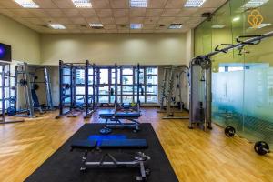 Fitness centrum a/nebo fitness zařízení v ubytování Princess Tower highest world Penthouse floor 86!