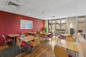 Gallery image of YEHS Hotel Melbourne CBD in Melbourne