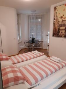 Postel nebo postele na pokoji v ubytování Good Bed Reiden