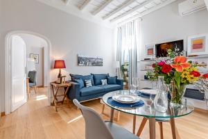 A seating area at Rome as you feel - Grotta Pinta apartments