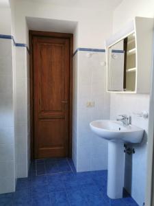 Koupelna v ubytování ANFORA Blu