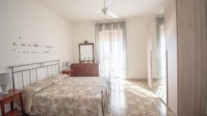 Кровать или кровати в номере VILLA SALINA MONACI