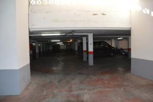 Mynd úr myndasafni af GEMELOS IV Loysan apt. with pool í Benidorm