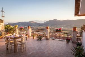 Nespecifikovaný výhled na hory nebo výhled na hory při pohledu z bed and breakfast