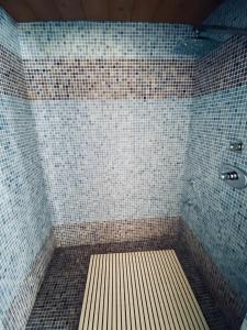 Un baño de Hotel Kirchdach