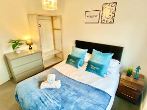 Postel nebo postele na pokoji v ubytování Convenient Manchester city centre 3BD with free parking