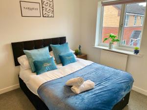 Postel nebo postele na pokoji v ubytování Convenient Manchester city centre 3BD with free parking