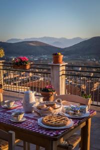 Nespecifikovaný výhled na hory nebo výhled na hory při pohledu z bed and breakfast