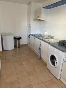 Una cocina o kitchenette en logement entier vue sur mer